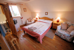 The Barn, Merstone, Isle of Wight. Self catering cottage in rural location
