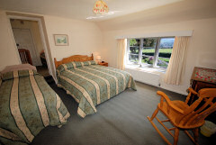 Self catering cottages in the grounds of a 18th century manor house, Appuldurcombe Holiday Cottages, Wroxall, Isle of Wight