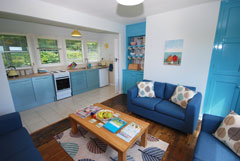 Bullsgate Cottage, Newport, Isle of Wight. Self Catering Cottages in Newport, Isle of Wight