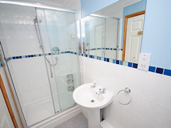 Church Mews, Shanklin , Isle of Wight. Charming cottage in Shanklin Old Village