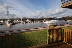 Self catering cottages with private mooring on the Medina, Island Harbour Holiday Homes, Newport, Isle of Wight