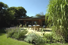 Last Minute Cottages, , Isle of Wight. Late availability holiday cottages and self catering in the United Kingdom
